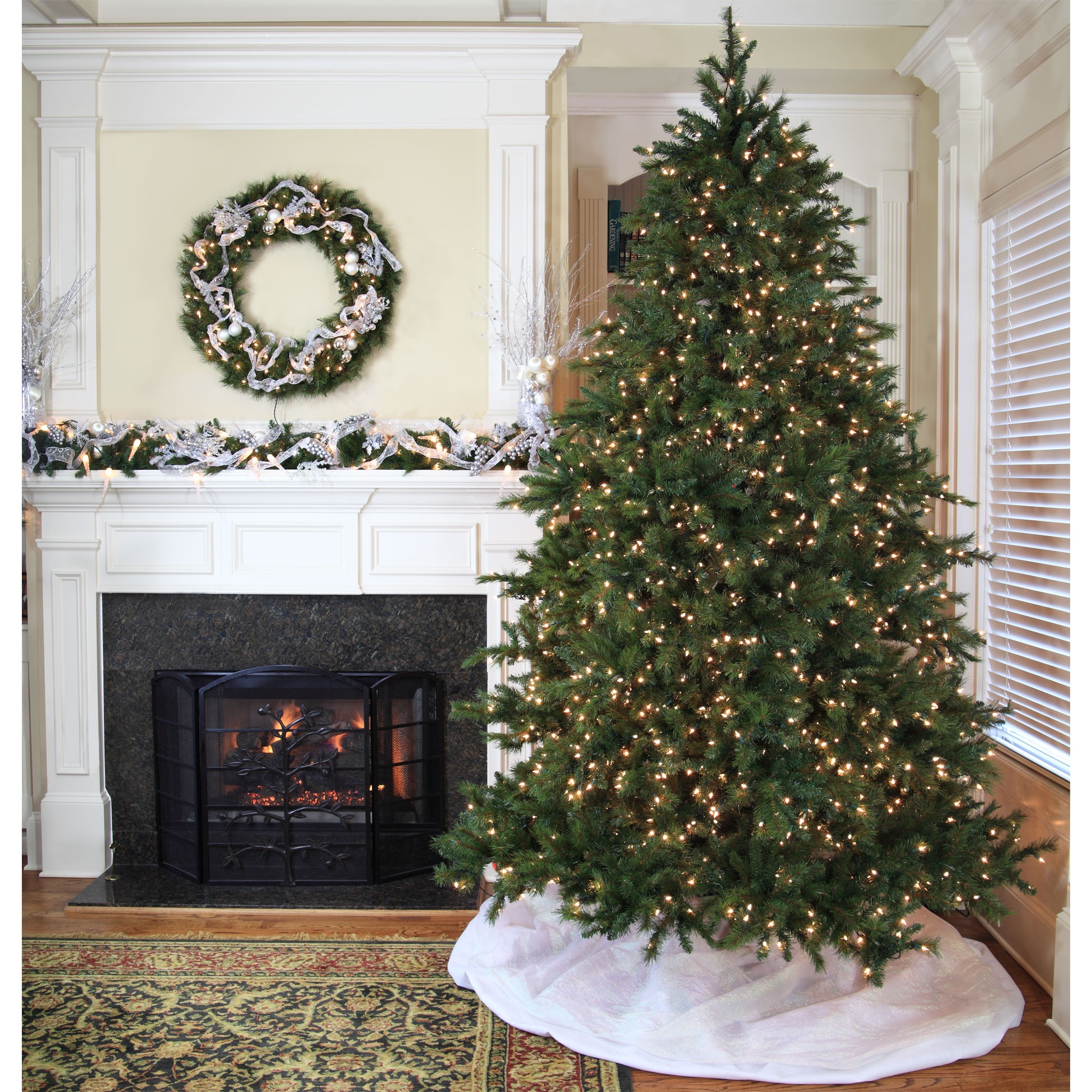 pre-lit christmas tree