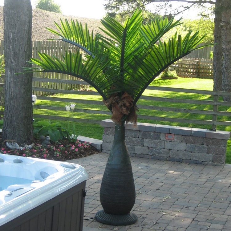 Product ID: 20399Description: 6' LED Bottle Palm Tree - Natural Green