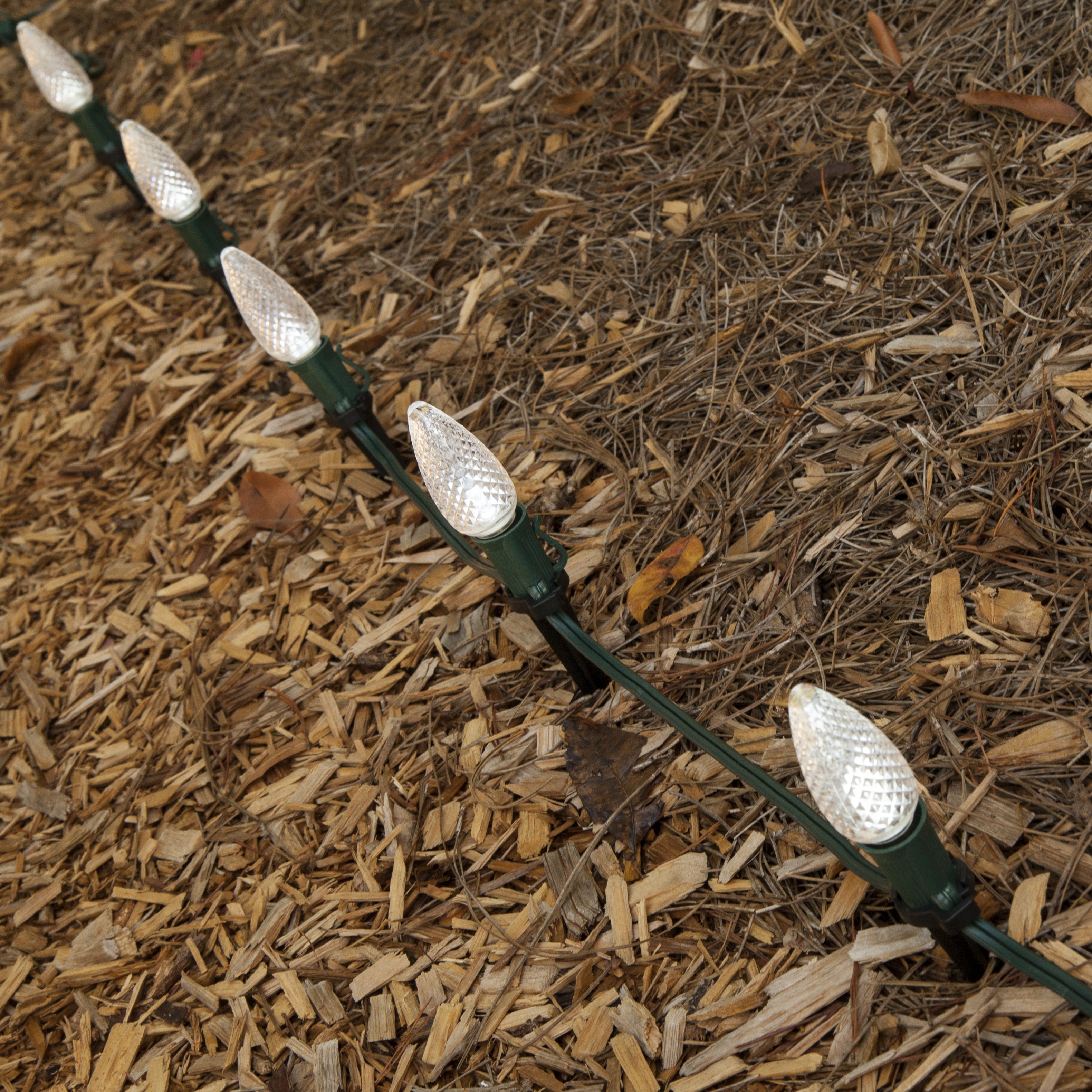 4 1/2" Universal C7/C9 Light Stake