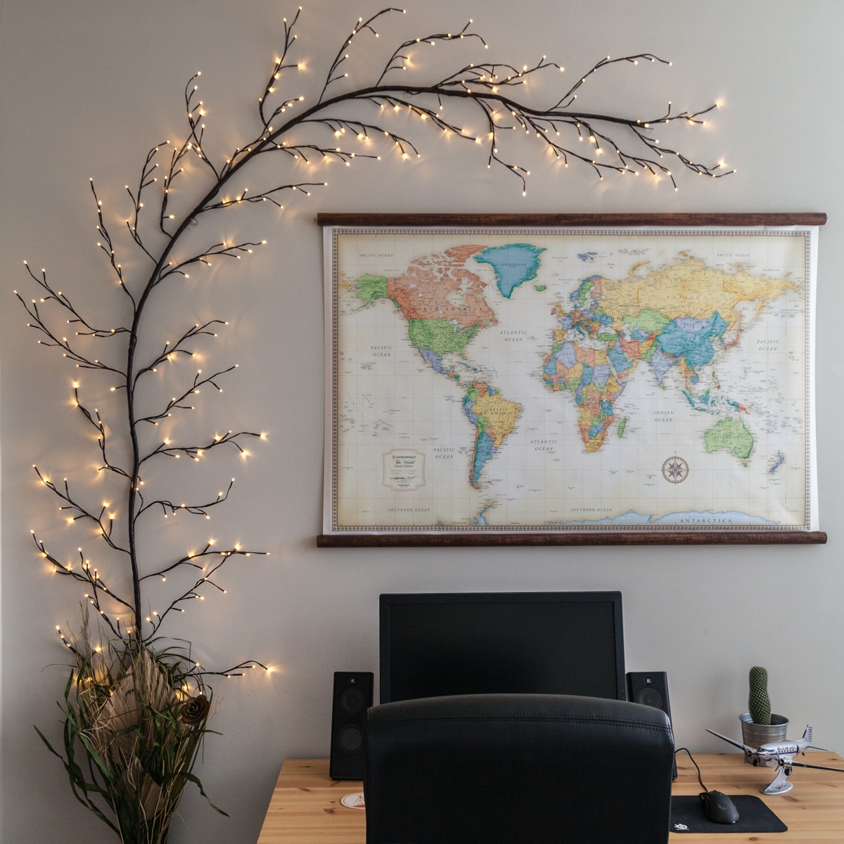 Lighted Branches - The DIY Decorator's Dream!